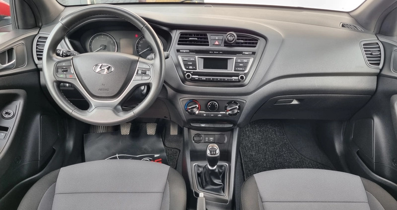 Hyundai i20 cena 41999 przebieg: 77100, rok produkcji 2017 z Skoki małe 301